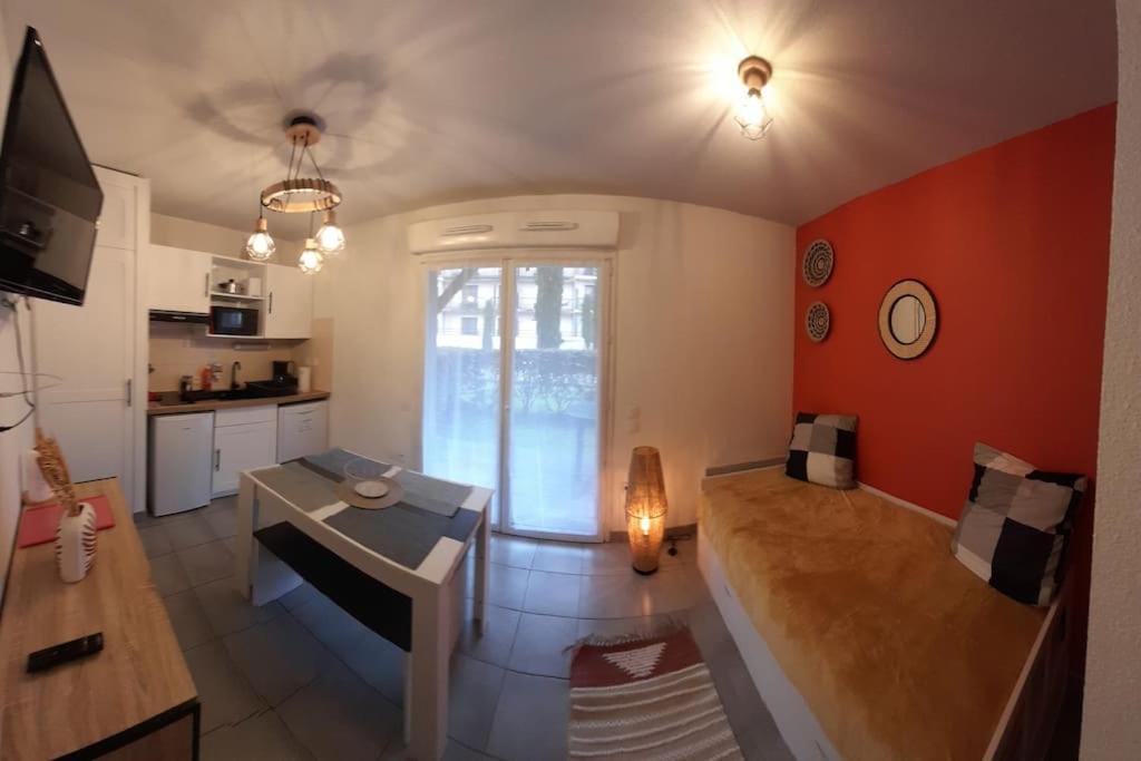 Appartement Du Chamois Roux, Dans Residence De Tourisme 3 Etoiles Lourdes Dış mekan fotoğraf